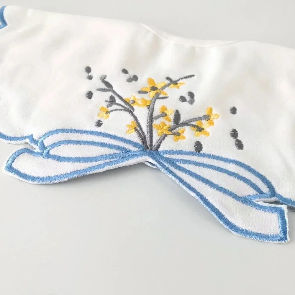 NWT Lovely Boutique Embroidered Girls Baby Bibs Pretty Flowers & Bows Set of 2